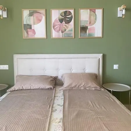 דירה и студия в комплекс Flores Garden *