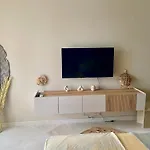 и студия в комплекс Flores Garden * Tjernomorets