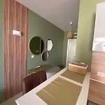 Lägenhet и студия в комплекс Flores Garden Tjernomorets