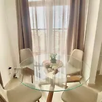 Lägenhet и студия в комплекс Flores Garden