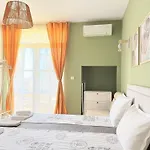 и студия в комплекс Flores Garden * Tjernomorets