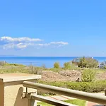 и студия в комплекс Flores Garden * Tjernomorets