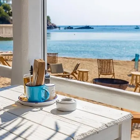 и студия в комплекс Flores Garden Appartement Tchernomorets