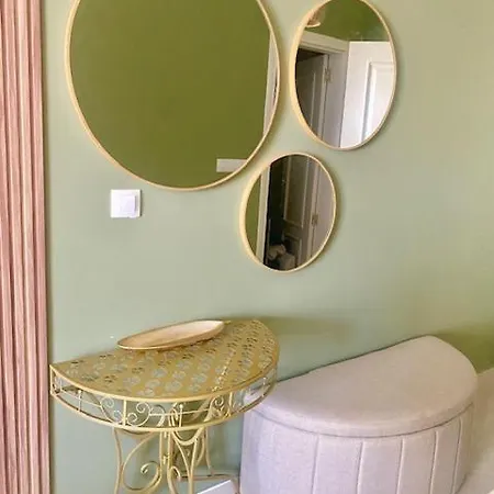 Apartment и студия в комплекс Flores Garden Tschernomorez