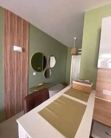 Apartment и студия в комплекс Flores Garden Tschernomorez