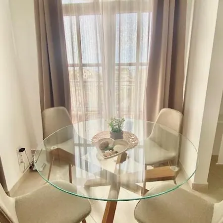 Apartment и студия в комплекс Flores Garden