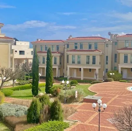 и студия в комплекс Flores Garden * Tschernomorez