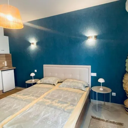 Apartment и студия в комплекс Flores Garden Tschernomorez